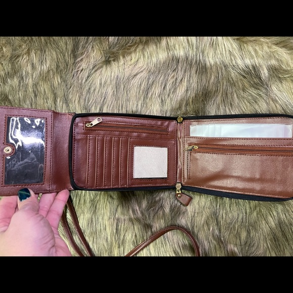 NWOT Equestrian Crossbody - Picture 4 of 4